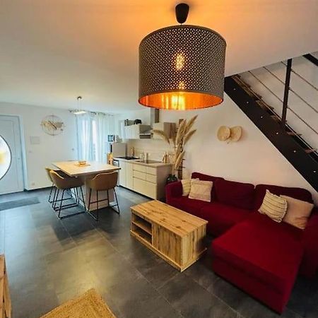 Appartement En Petite Camargue Saint-Laurent-dʼAigouze Exteriör bild