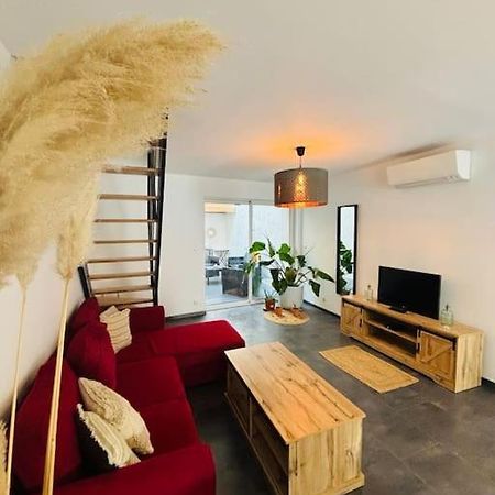 Appartement En Petite Camargue Saint-Laurent-dʼAigouze Exteriör bild