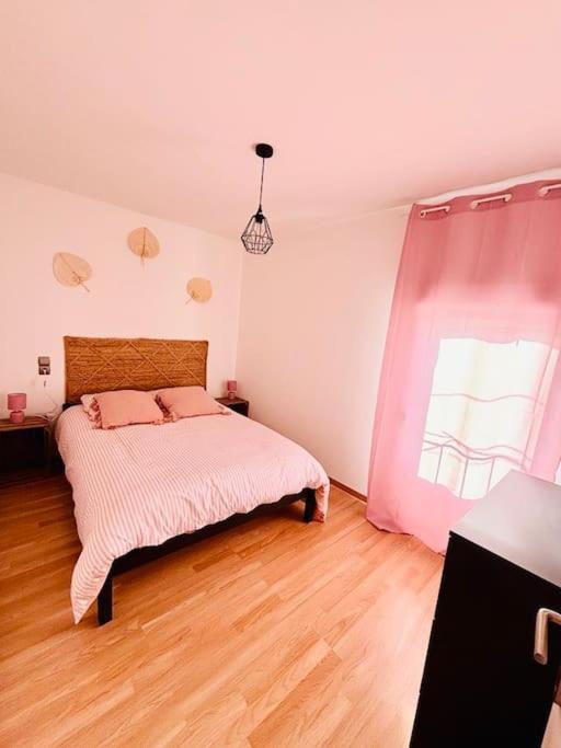 Appartement En Petite Camargue Saint-Laurent-dʼAigouze Exteriör bild